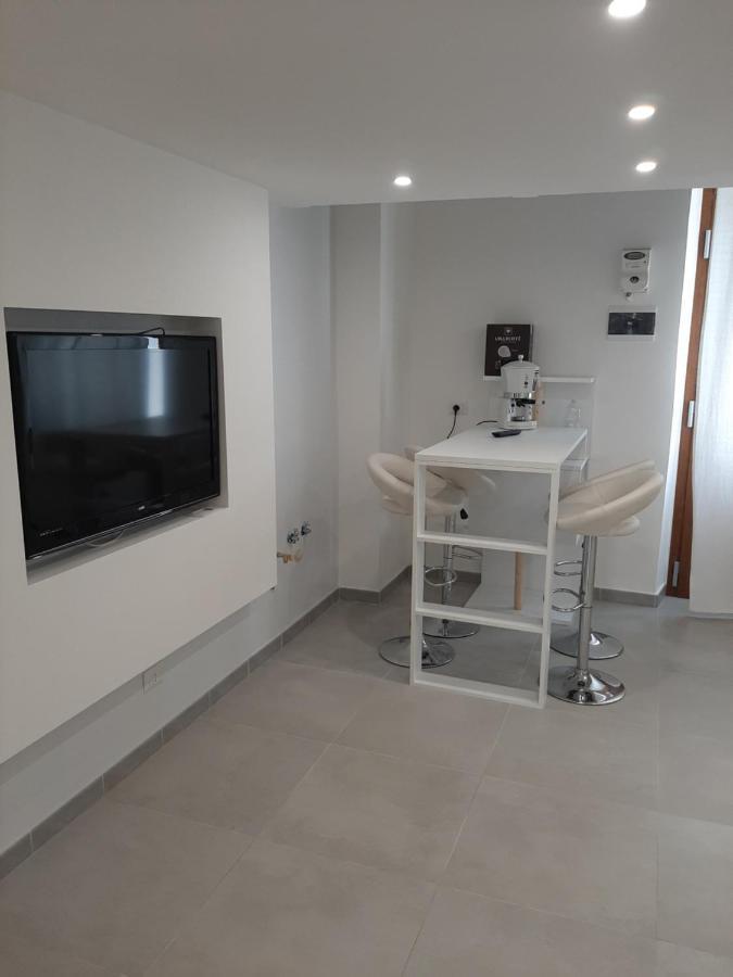 Bed Casa Vacanza Via Gallipoli - Corte Bari 브린디시 외부 사진