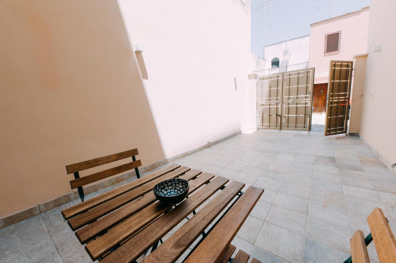 Bed Casa Vacanza Via Gallipoli - Corte Bari 브린디시 외부 사진
