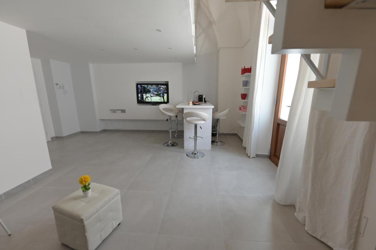 Bed Casa Vacanza Via Gallipoli - Corte Bari 브린디시 외부 사진