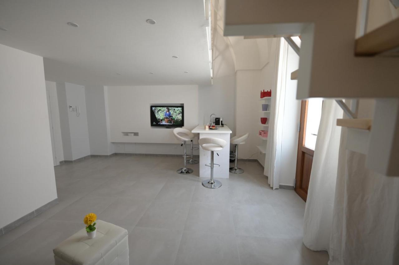 Bed Casa Vacanza Via Gallipoli - Corte Bari 브린디시 외부 사진