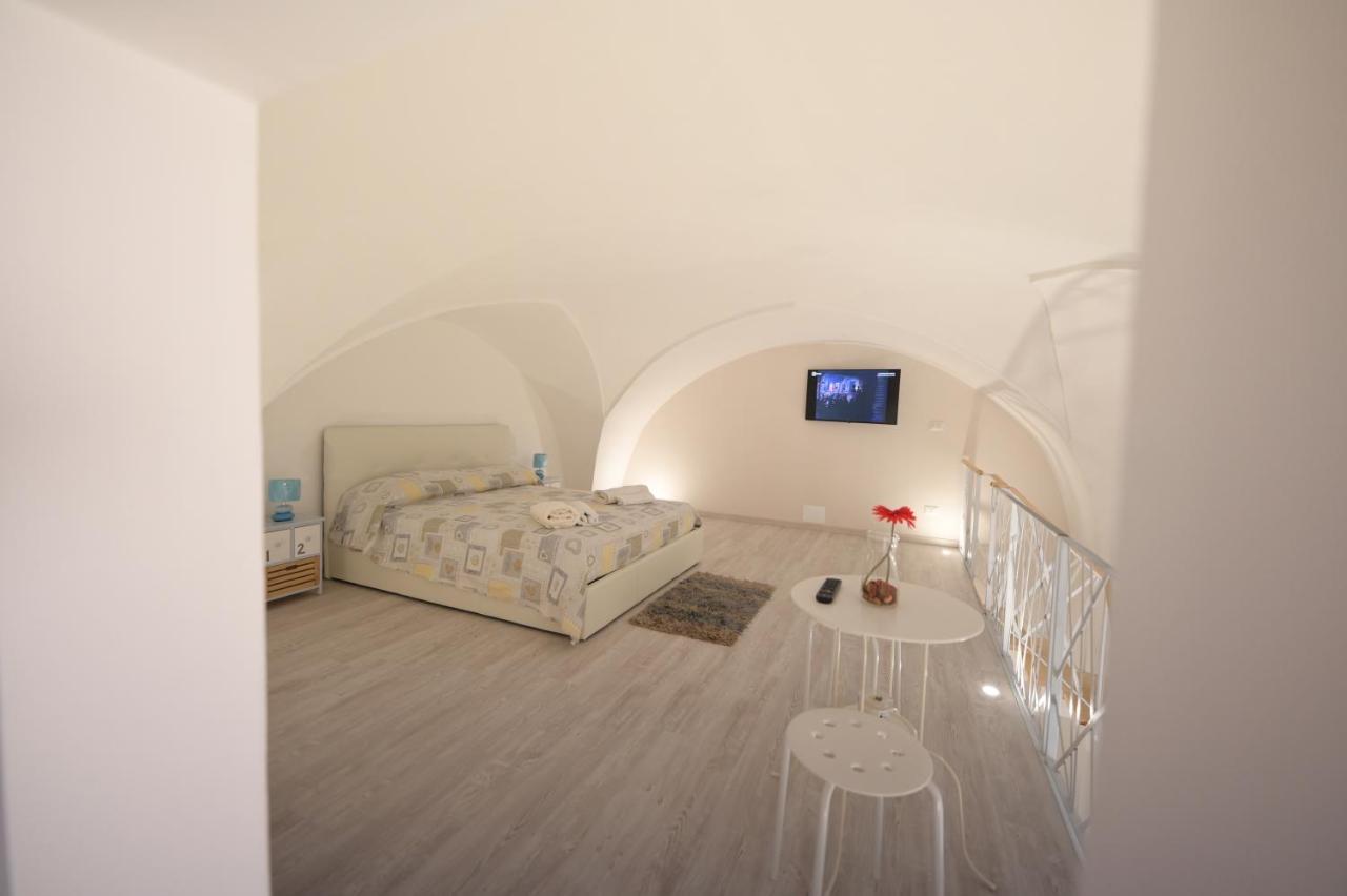 Bed Casa Vacanza Via Gallipoli - Corte Bari 브린디시 외부 사진